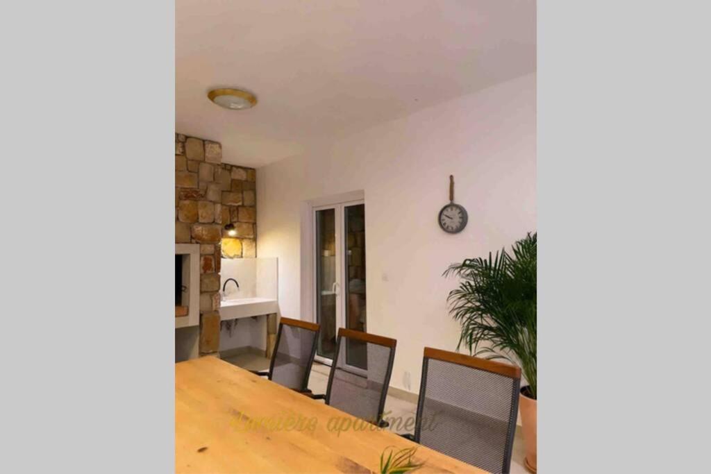 Seaview Pool Apartment-Lumiere, Island Hvar-Gdinj מראה חיצוני תמונה